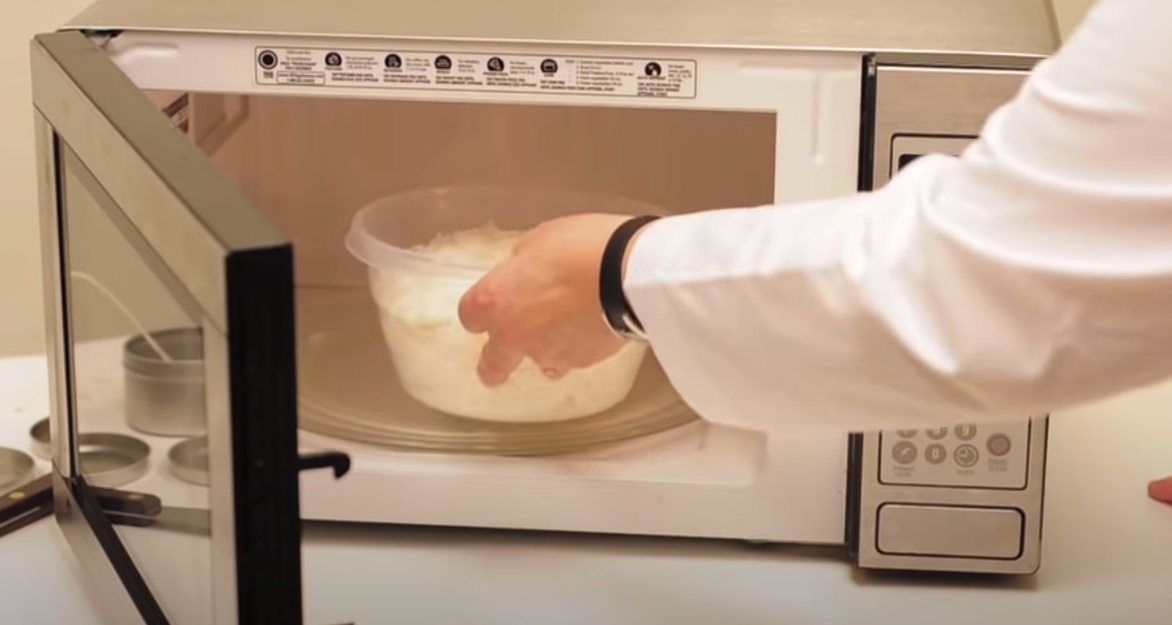 How To Melt Candle Wax with the Microwave