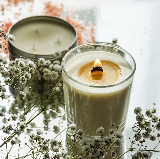 How To Make Candles With Essential Oils (5 Steps)